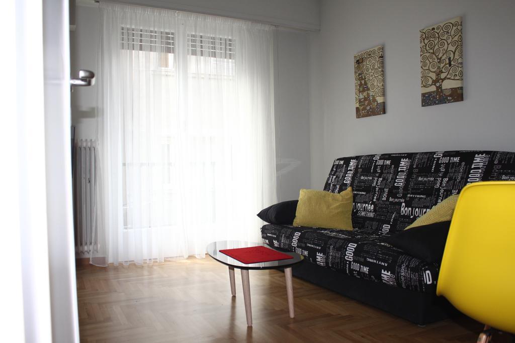 Cheery Apartment In The Center Of 아테네 외부 사진